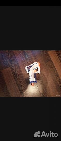 Nerf пистолет