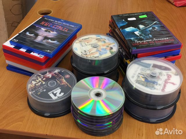 Коллекция DVD дисков. Для декора или украшения ант