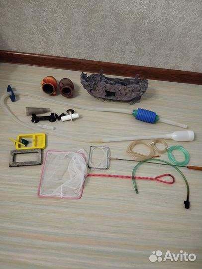 Аквариумы и оборудование