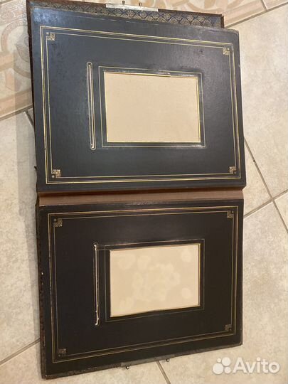 Старинный альбом для фотографий