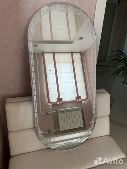 Зеркало настенное