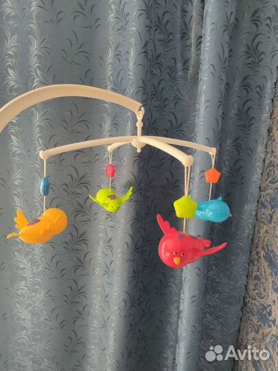Игрушки для мобиля + крепления в детскую кроватку