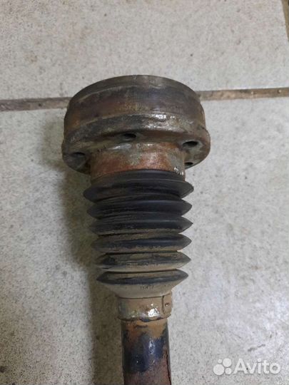 Привод левый в сборе skoda fabia 1 1.2 BME