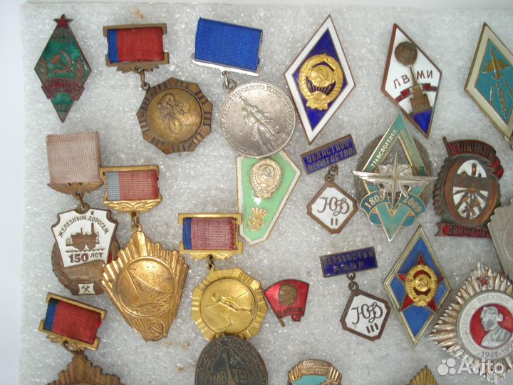 SVE Нагрудные знаки старина