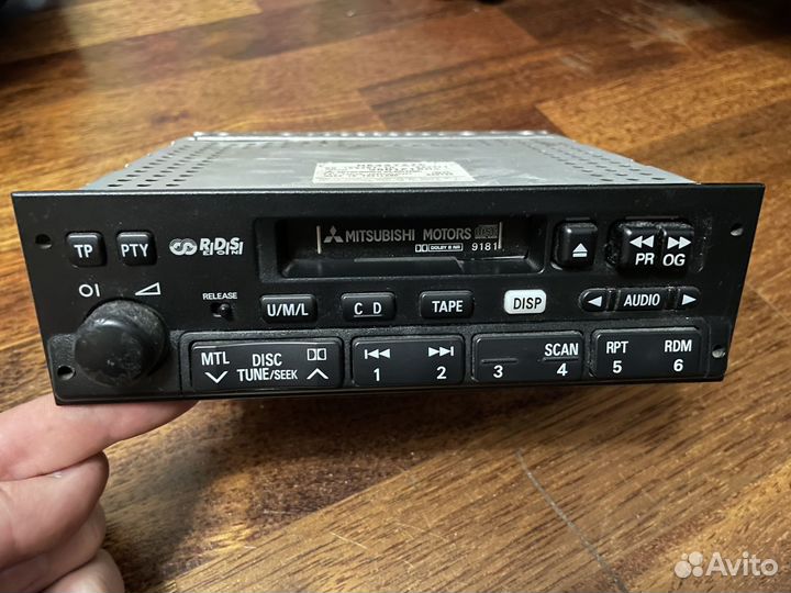 Магнитола Mitsubishi MR337278