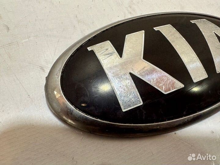 Эмблема решетки радиатора Kia Ceed JD D4FB 2013