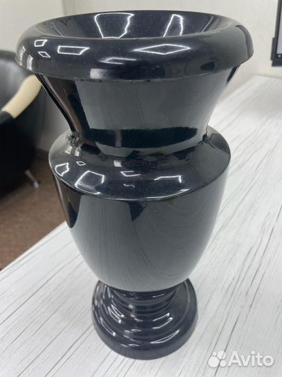 Вазы и лампады