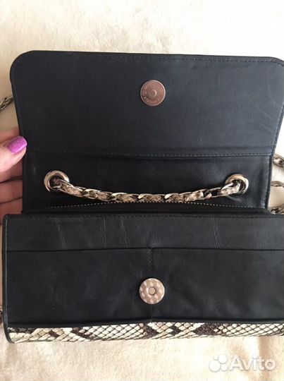 Клатч из кожи питона