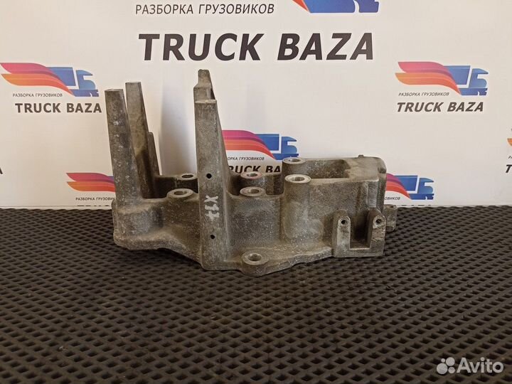 1456930 Кронштейн бампера левый Daf CF