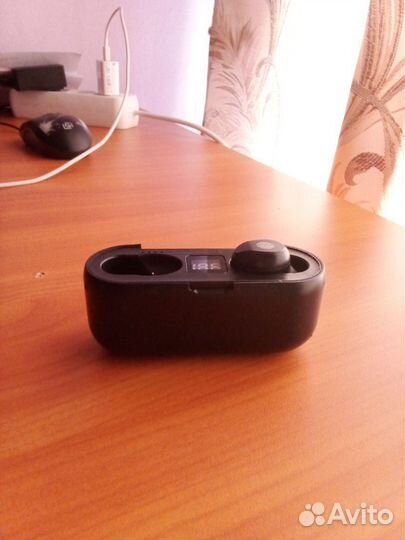 Беспроводные наушники на запчасти