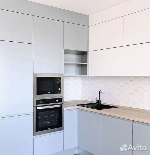 Кухонный гарнитур угловой в