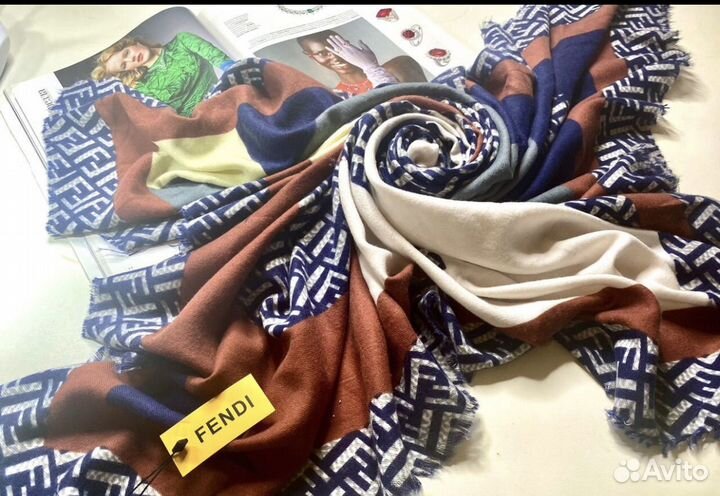 Шаль пашиина шарф Fendi кашимир