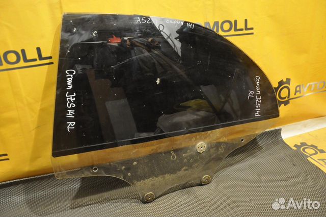 Стекло двери заднее левое toyota crown JZS141