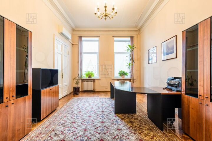 6-к. квартира, 210 м², 5/7 эт.