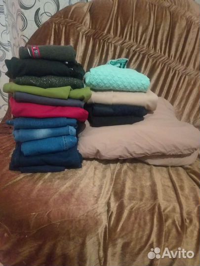 Пакетом,на девочку 1112лет