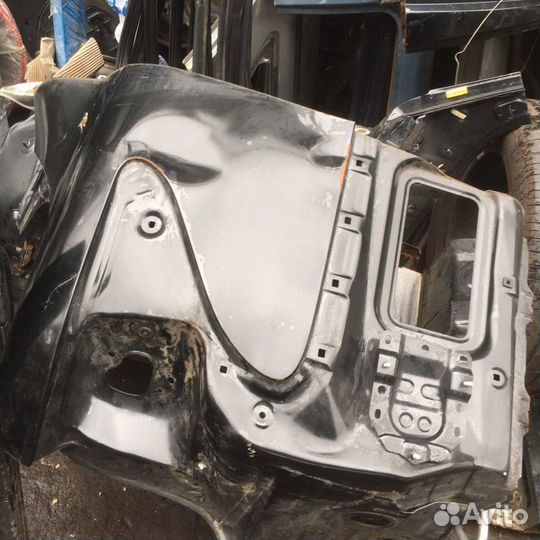 Крыло заднее правое Лексус лс