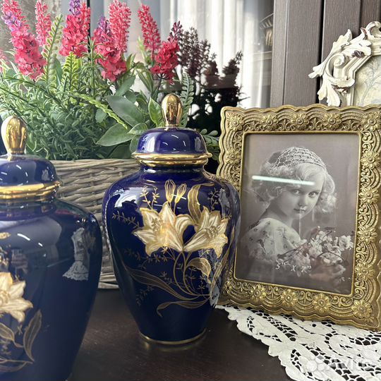 Очаровательные кобальтовые вазы