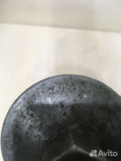 Крышка масляного радиатора Ауди А6 С5 2.5 AKN AFB