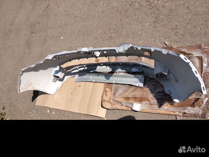 Бампер передний LADA xray 2016 в отличном состояни