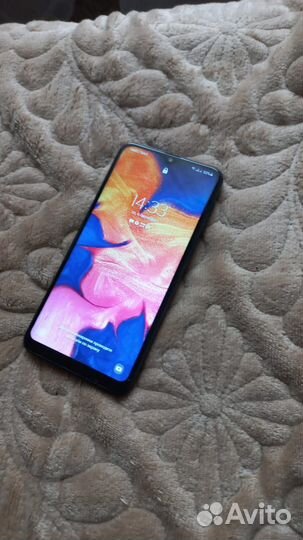 Samsung Galaxy A10, 4/32 ГБ