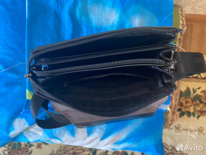 Мужская кожаная сумка через плечо