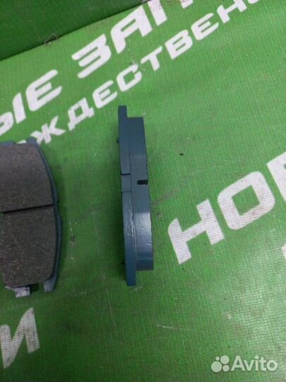 Задние тормозные колодки Mitsubishi Galant 2000