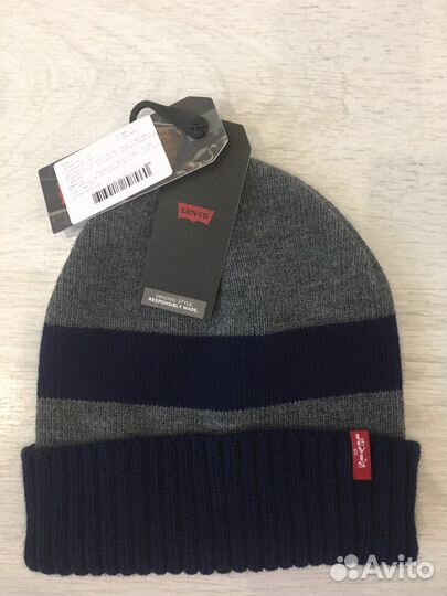 Шапка Levi's