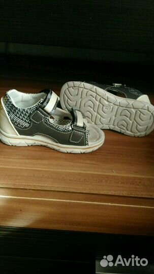 Сандалии 24 размер