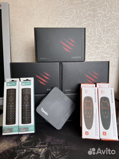 Smart tv приставка Tanix w2