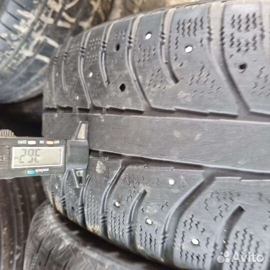 Bridgestone Ice Cruiser 7000 215/60 R17 100T