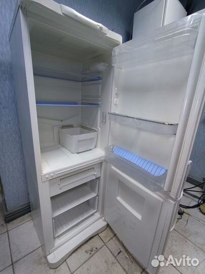 Холодильник Индэзит