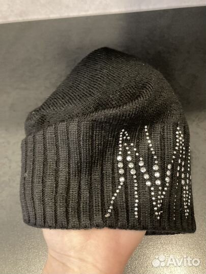 Шапка новая