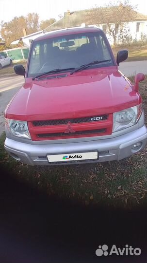 Mitsubishi Pajero iO 1.8 AT, 2000, 250 000 км