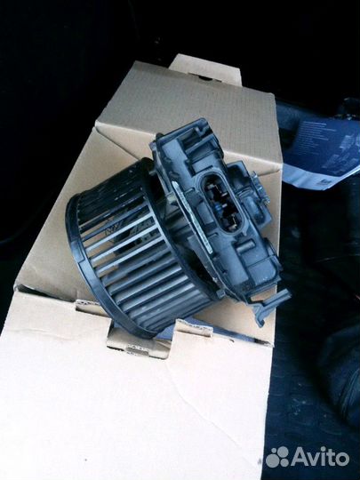 Моторчик печки Renault Megane II