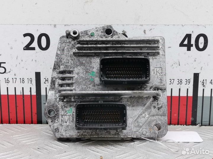 Блок управления двигателем для Opel Zafira B