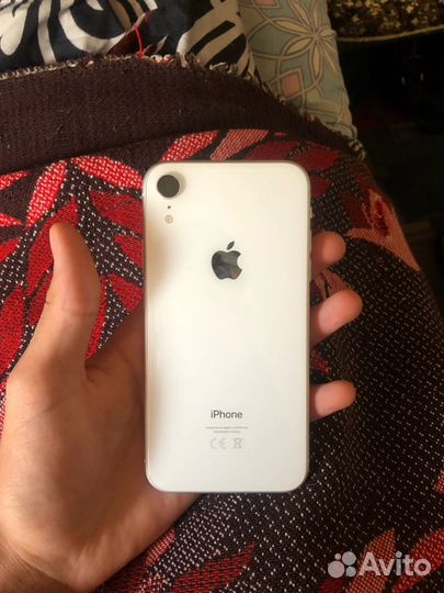 iPhone Xr, 64 ГБ