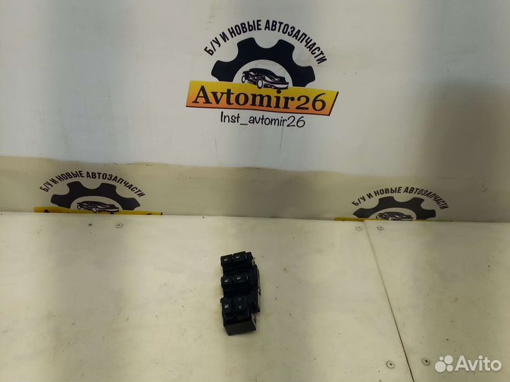 Блок кнопок стеклоподемника Hyundai Solaris 2