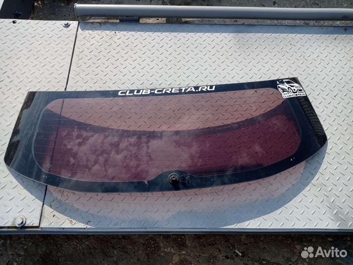 Продам задние стекло Хундай creta