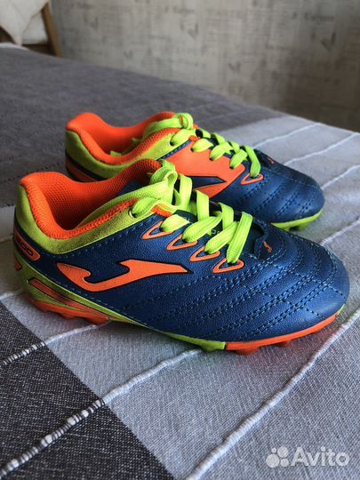 Футбольные бутсы Joma