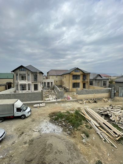 Дом 280 м² на участке 4,5 сот.