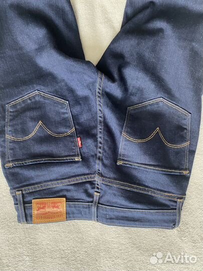 Джинсы levis