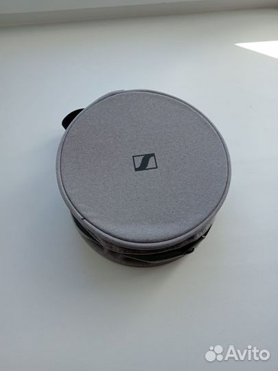 Наушники Sennheiser Momentum 3