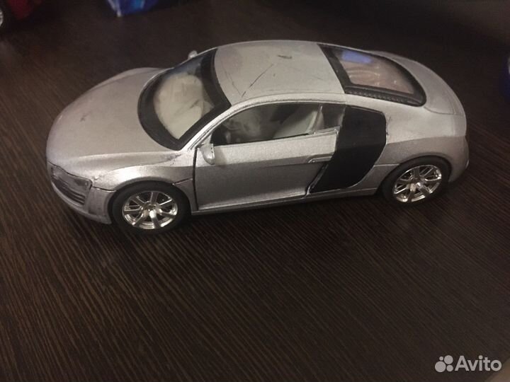 Модельные машинки