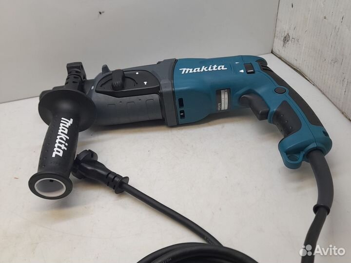 Перфоратор Makita HR2470