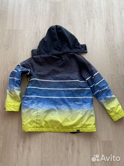 Горнолыжная куртка