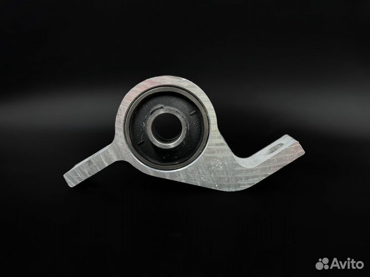 Сайлентблок гелевый переднего рычага Subaru