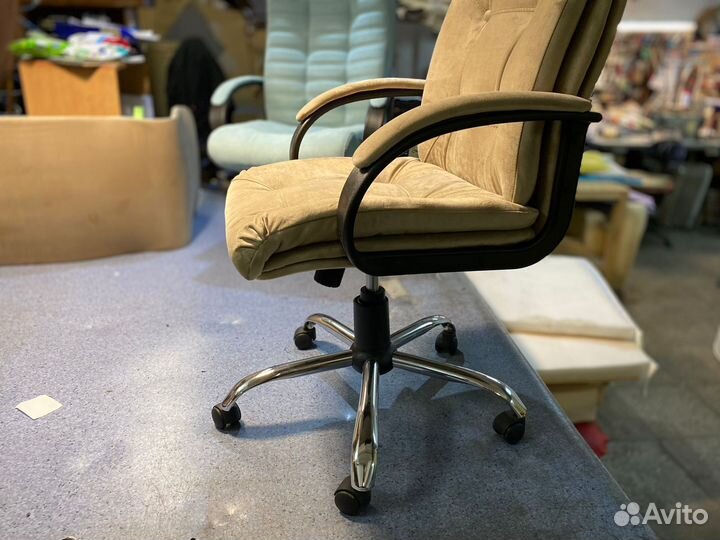 Кресло офисное