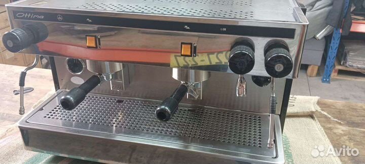 Профессиональная кофемашина
