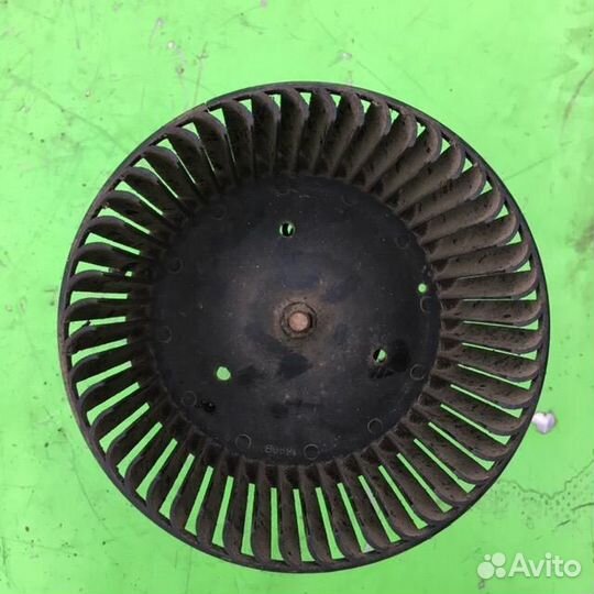 Моторчик печки Ауди 100 44 кузов С3