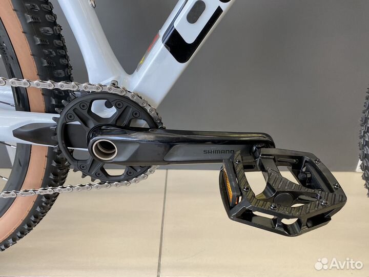 Велосипед горный Cube 29